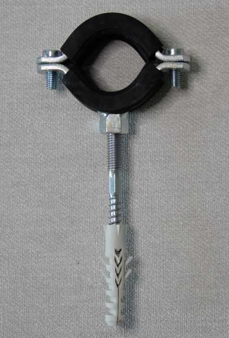 Rohrschellen mit Einlage