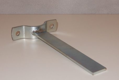 Rohrschellen mit Steg